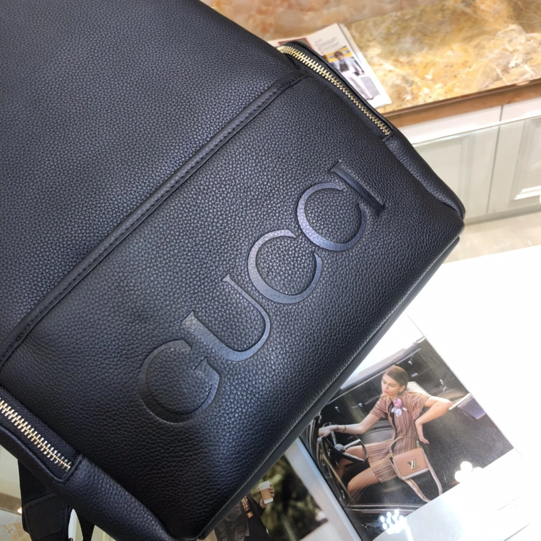 Gucci AAA Man Backpacks Elegant 2004