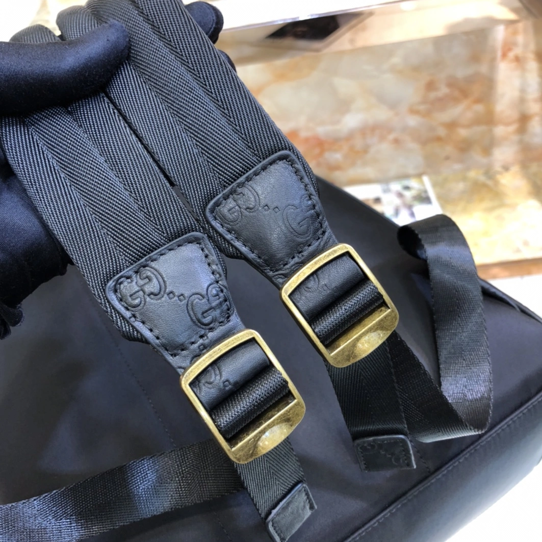 Gucci AAA Man Backpacks GoAnywhere 9391