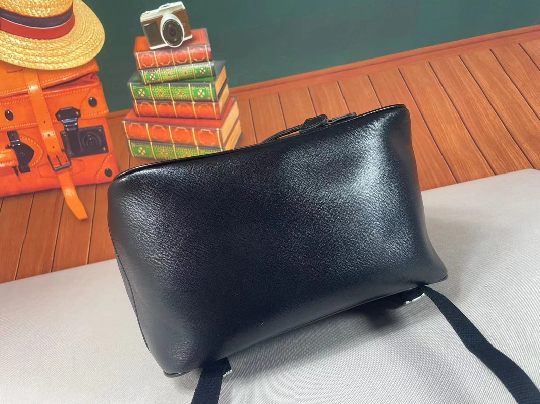 Gucci AAA Man Backpacks Sophisticated 1082