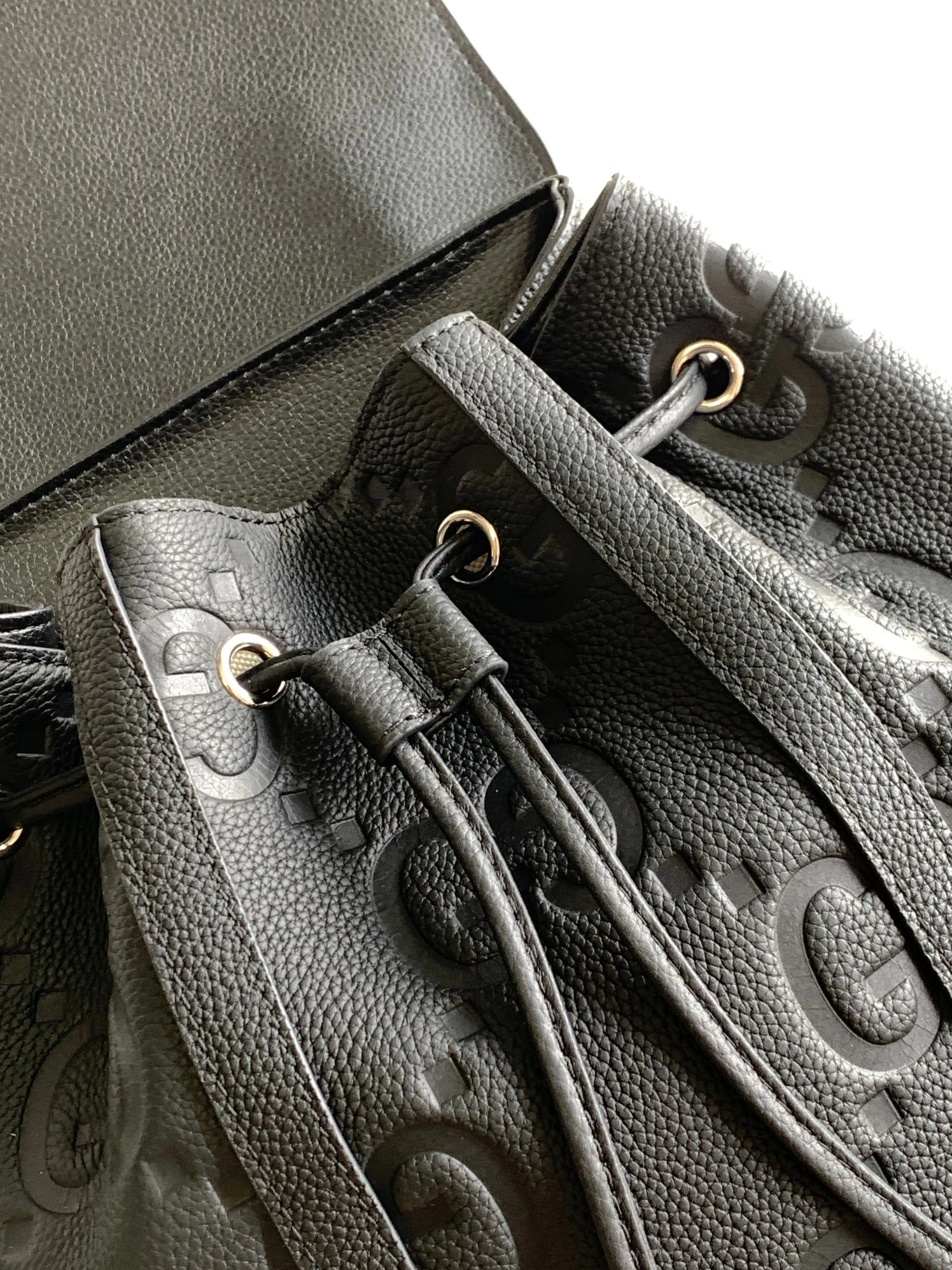 Gucci AAA Man Backpacks SportInspired 555
