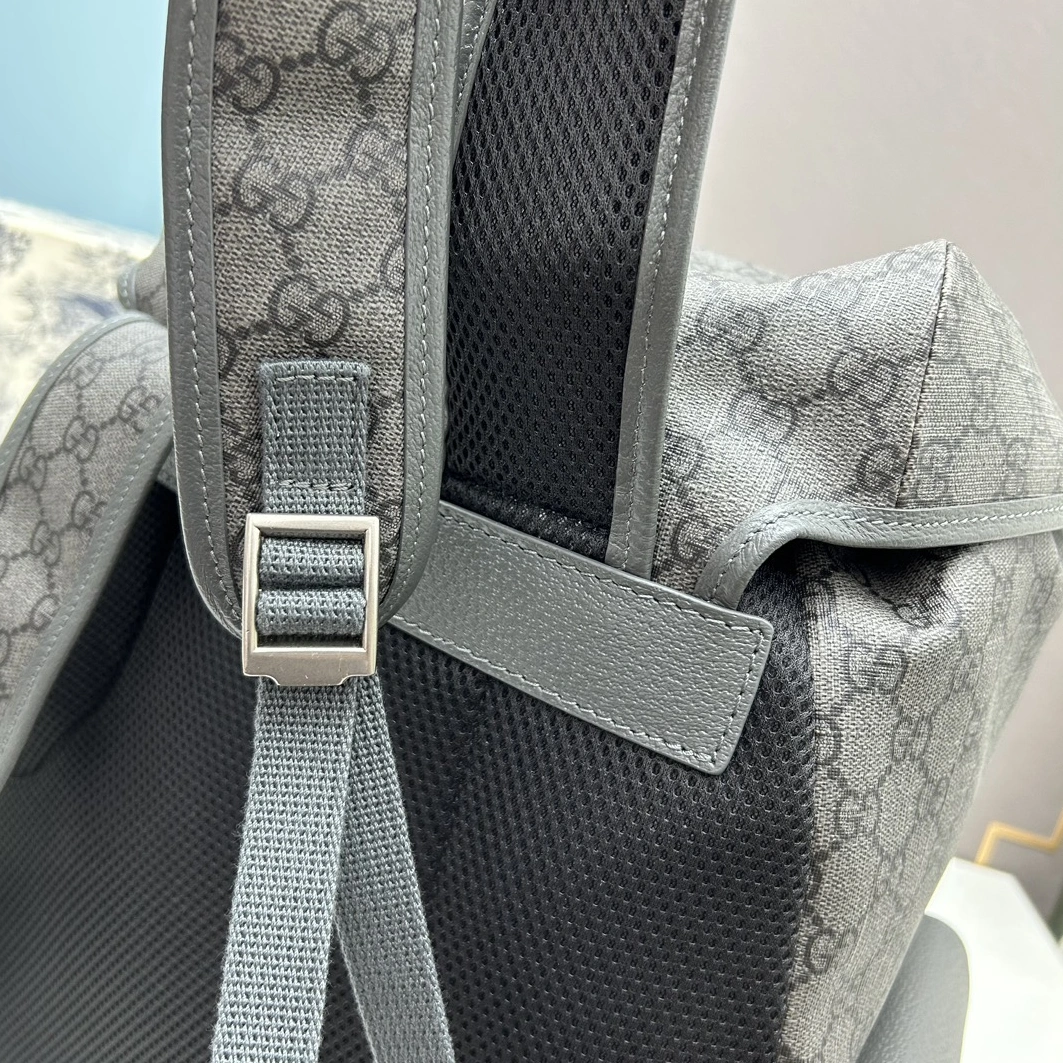 Gucci AAA Man Backpacks Unique 9851