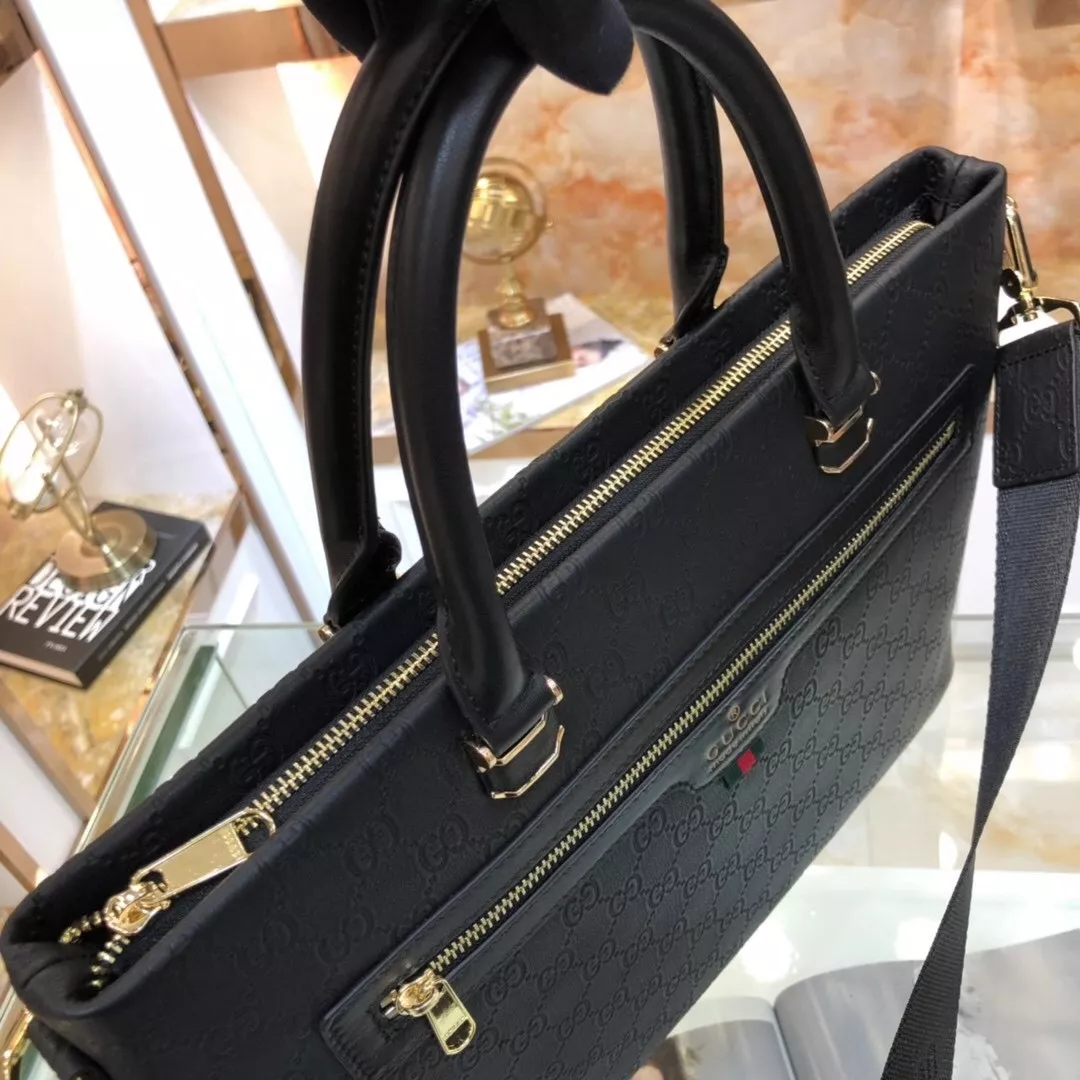 Gucci AAA Man Handbags Bold 3275