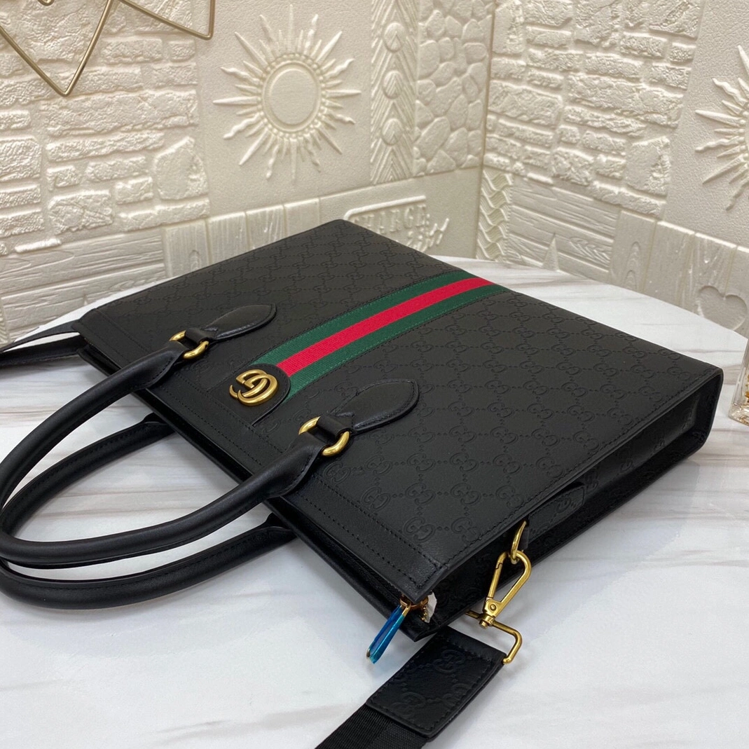 Gucci AAA Man Handbags Comfortable 8550