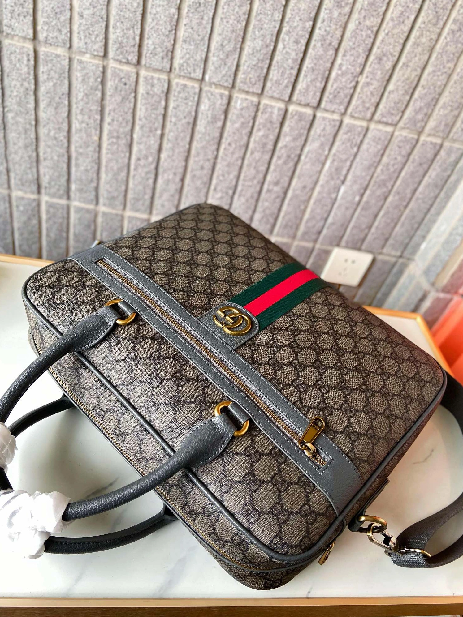 Gucci AAA Man Handbags DailyWear 4586