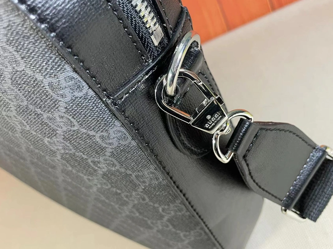 Gucci AAA Man Handbags Efficient 3697