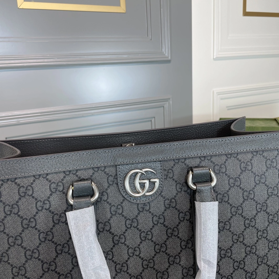 Gucci AAA Man Handbags Elegant 7075