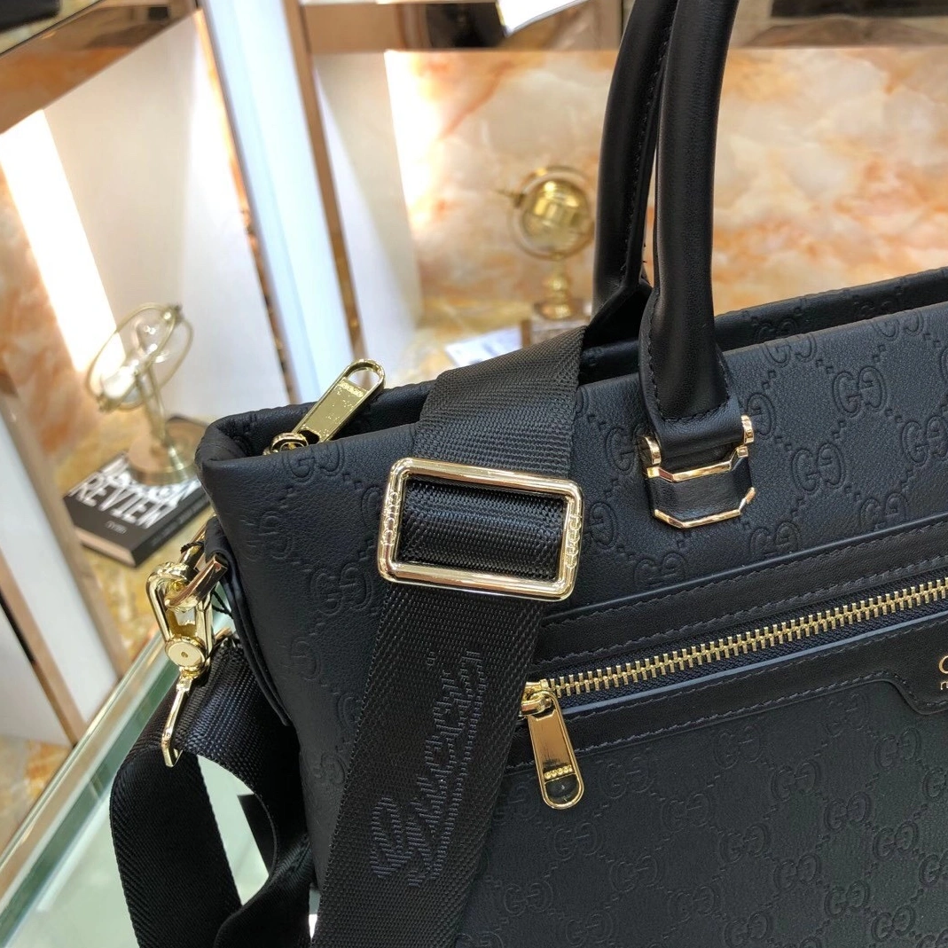 Gucci AAA Man Handbags EyeCatching 3889