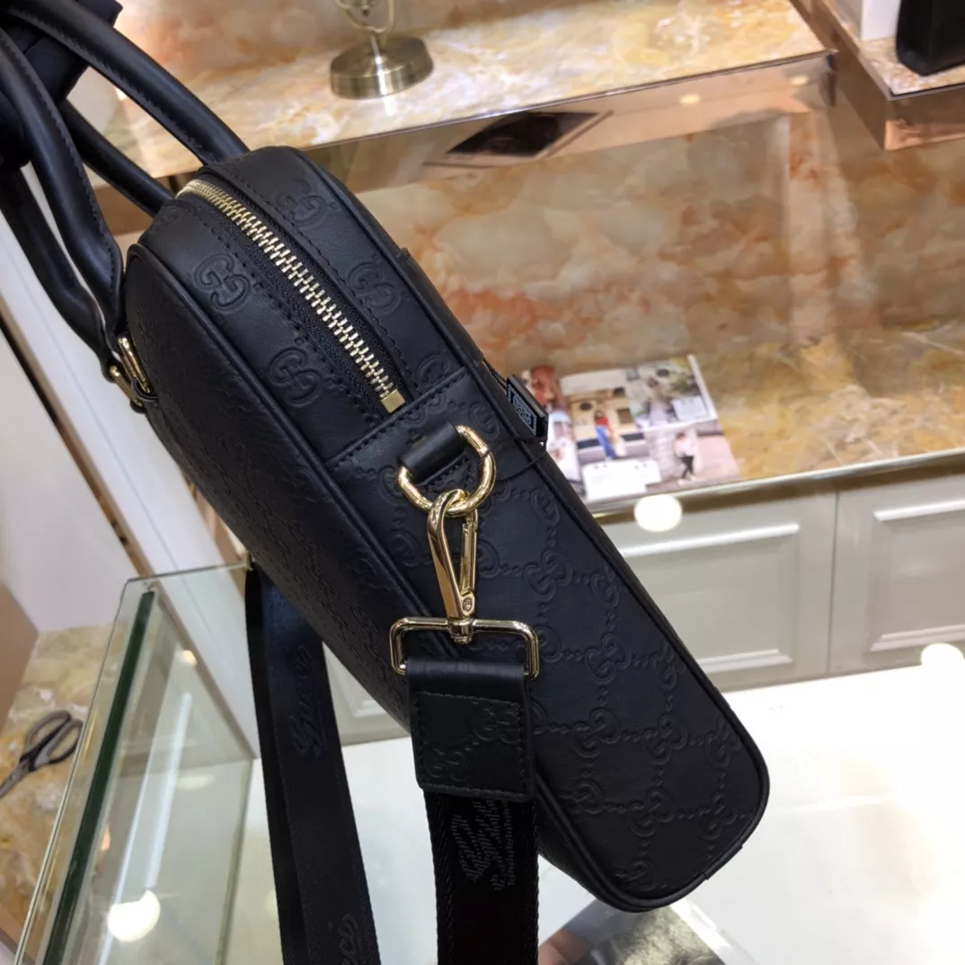 Gucci AAA Man Handbags Functional 2053