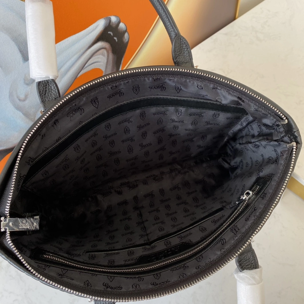 Gucci AAA Man Handbags Minimalist 972