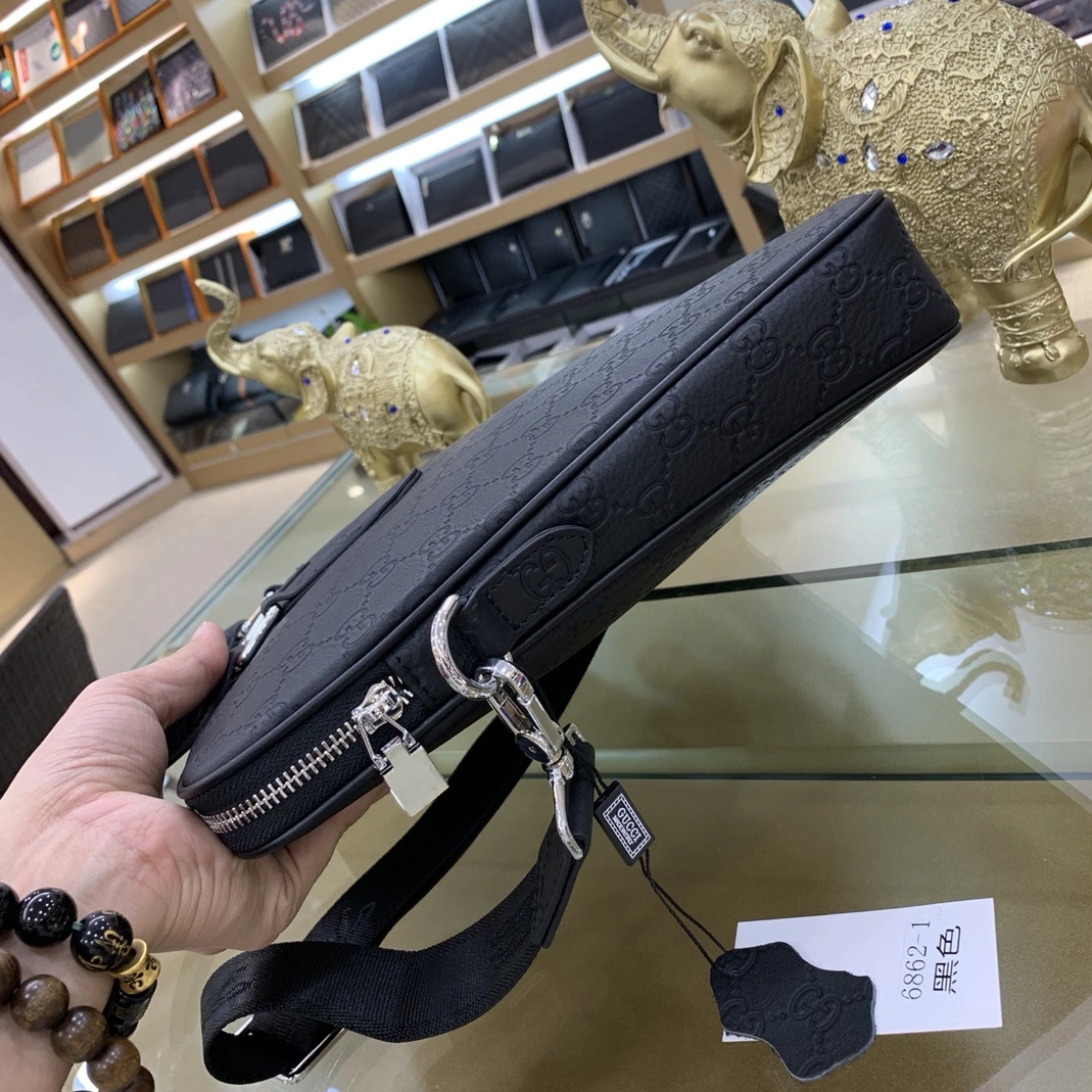 Gucci AAA Man Handbags ModernLook 8978
