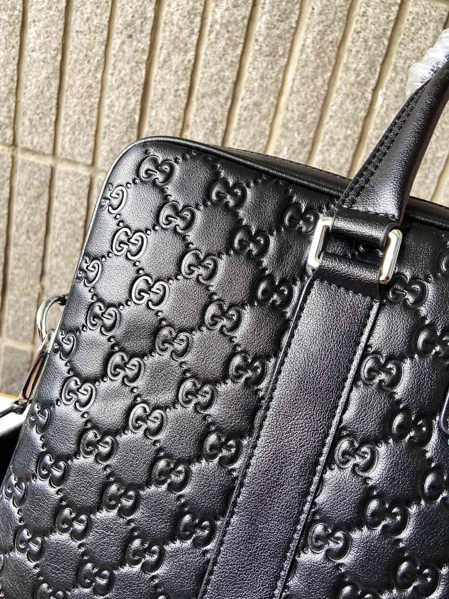 Gucci AAA Man Handbags Practical 3668