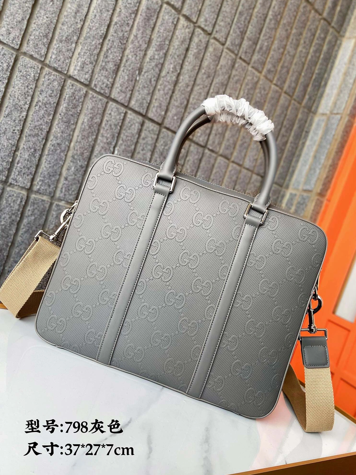 Gucci AAA Man Handbags Refined 9280