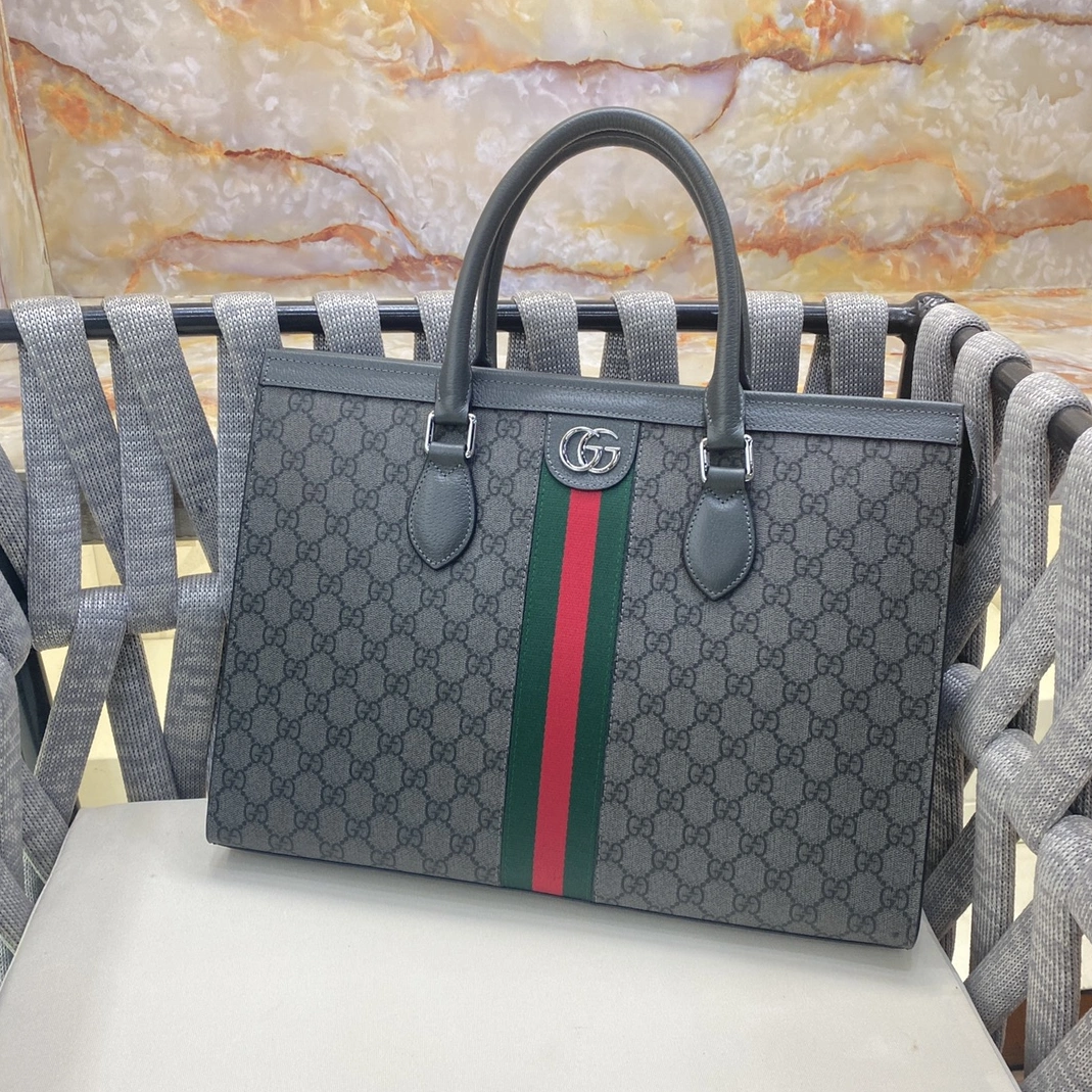 Gucci AAA Man Handbags Soft 126