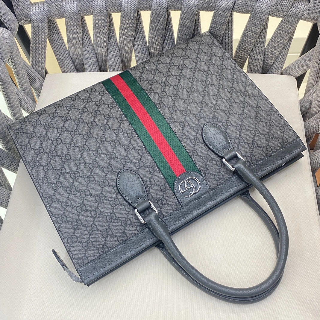 Gucci AAA Man Handbags Soft 126