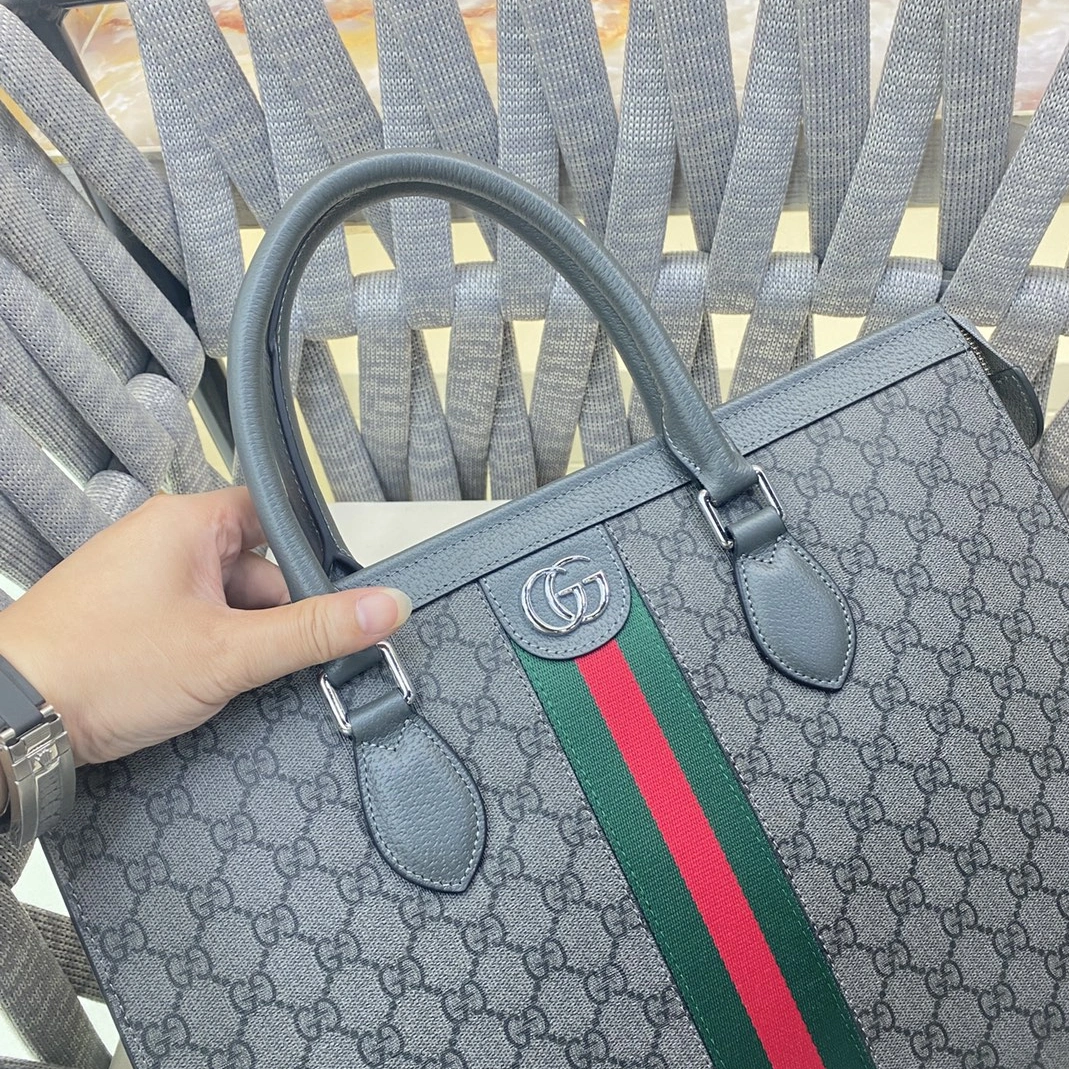 Gucci AAA Man Handbags Soft 126
