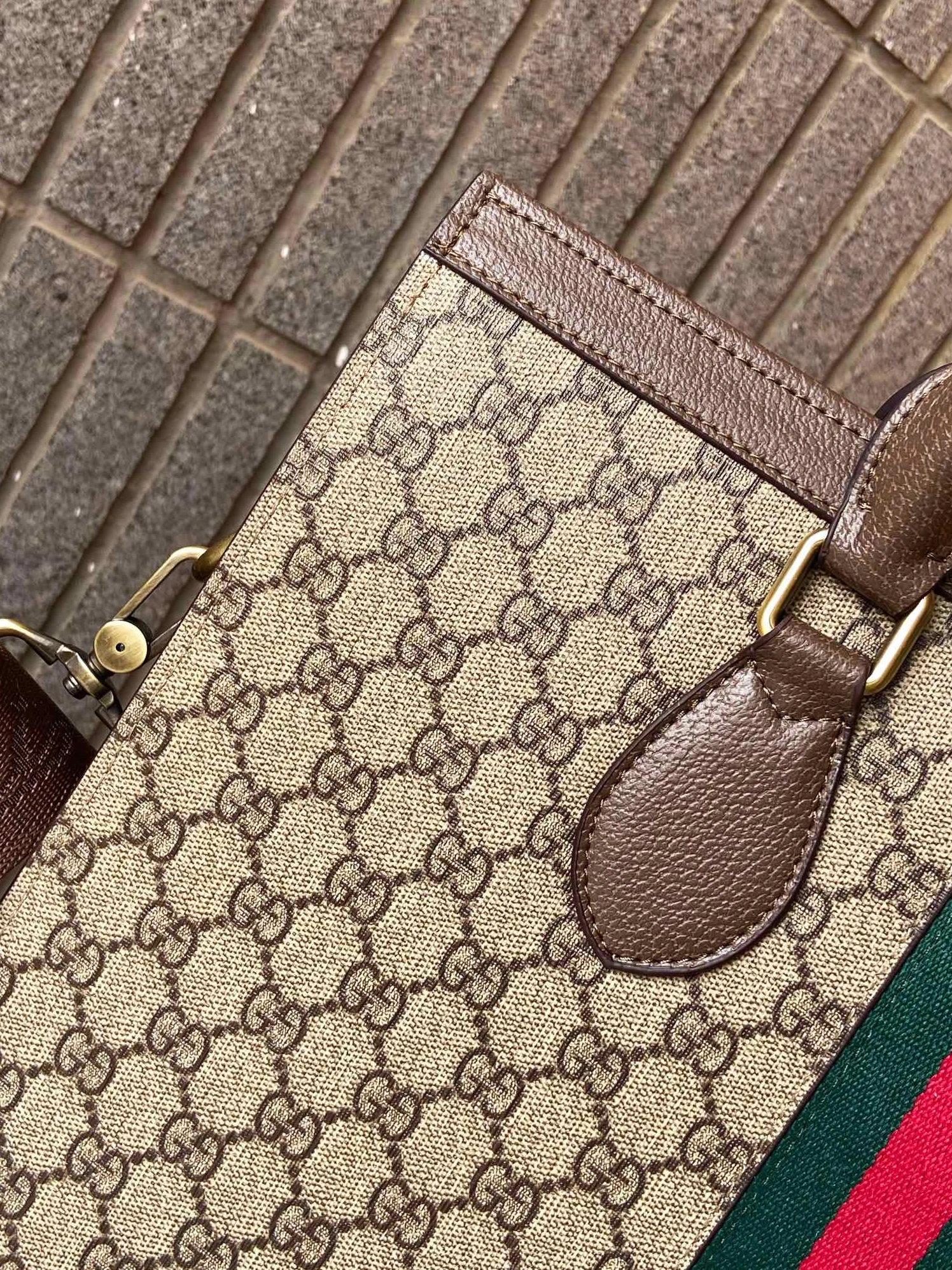 Gucci AAA Man Handbags Soft 1392