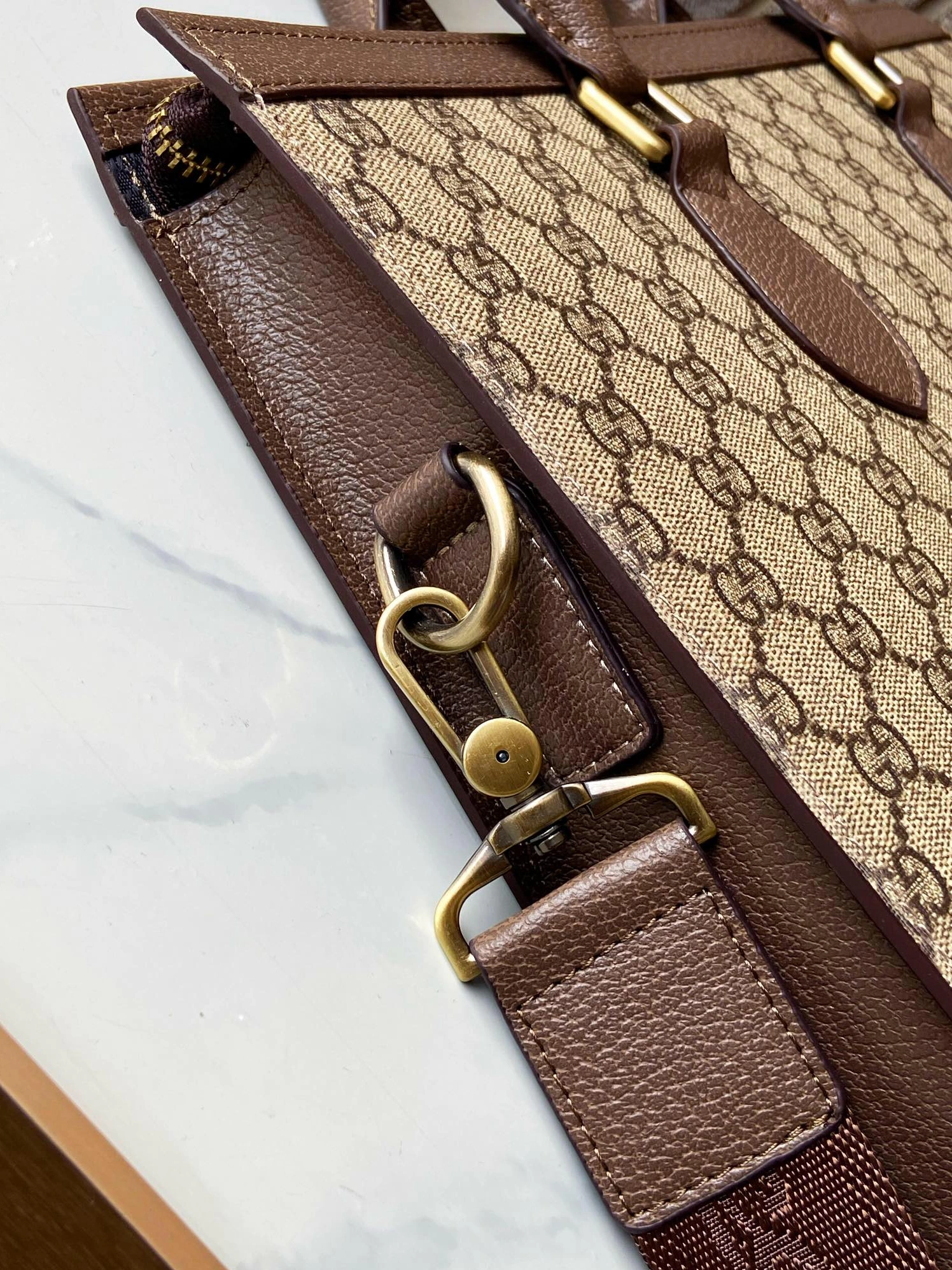 Gucci AAA Man Handbags Soft 1392