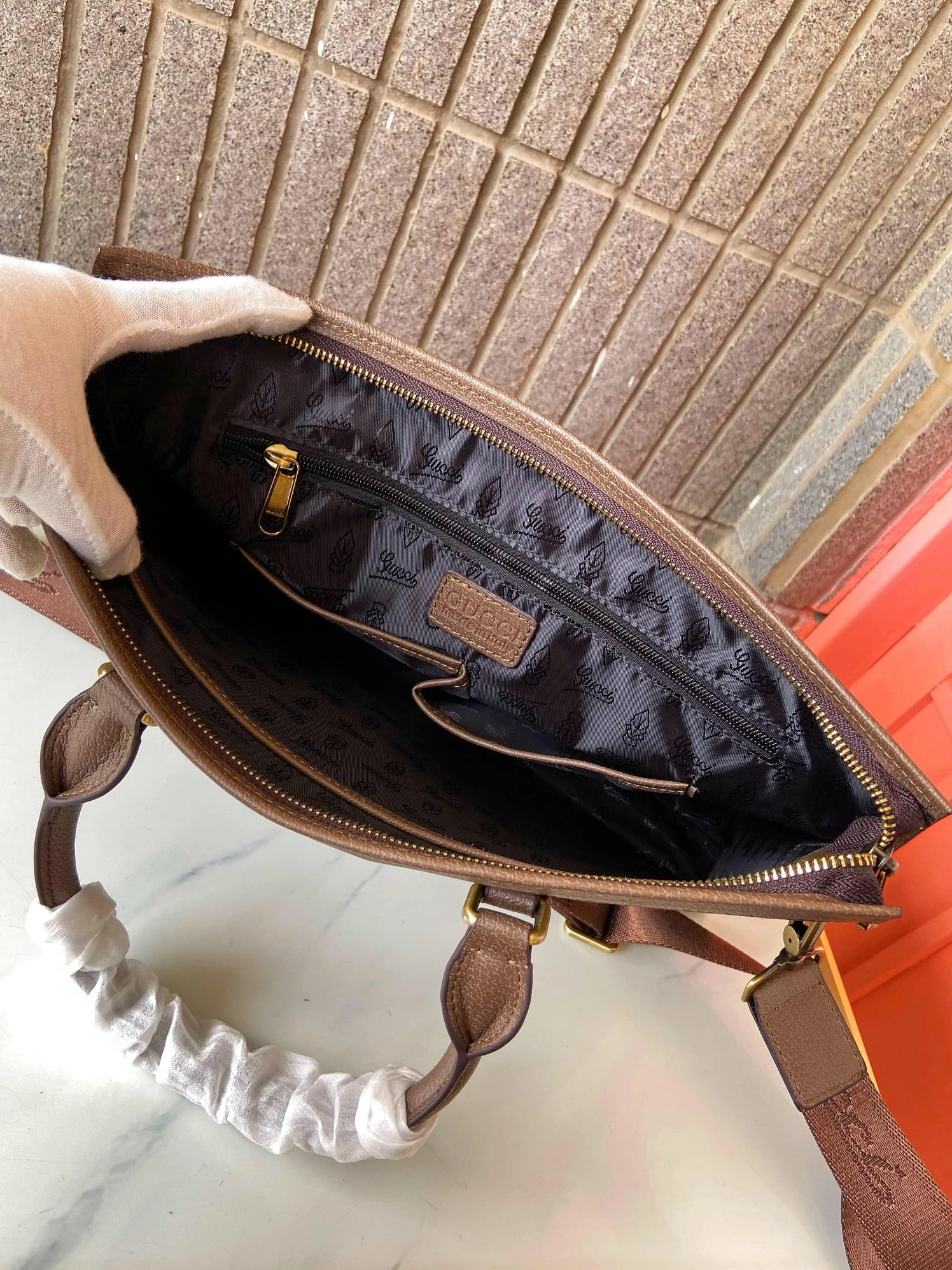 Gucci AAA Man Handbags Soft 1392