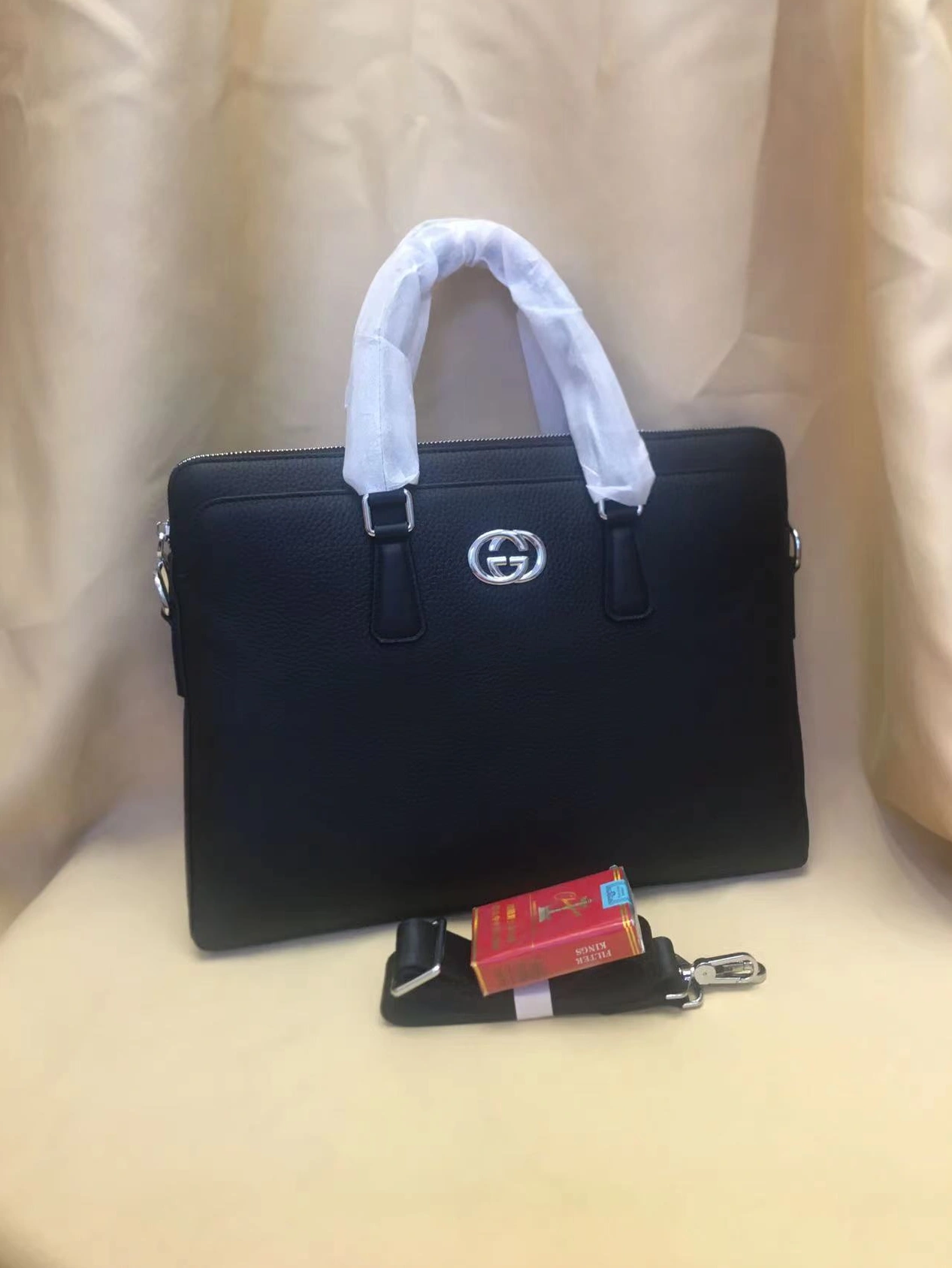 Gucci AAA Man Handbags Sophisticated 8649