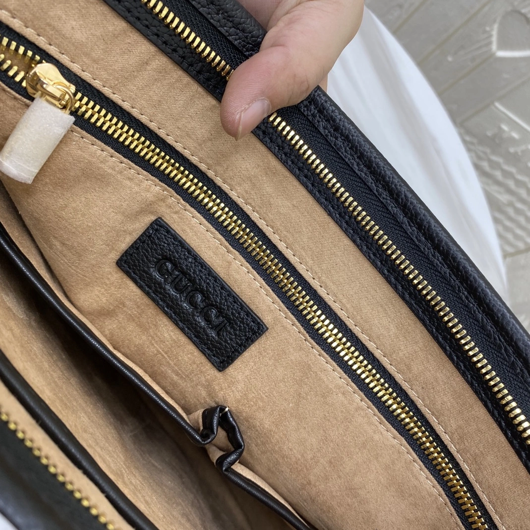 Gucci AAA Man Handbags SportInspired 9471
