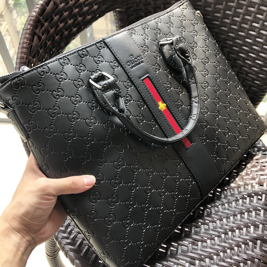 Gucci AAA Man Handbags Trendy 4786