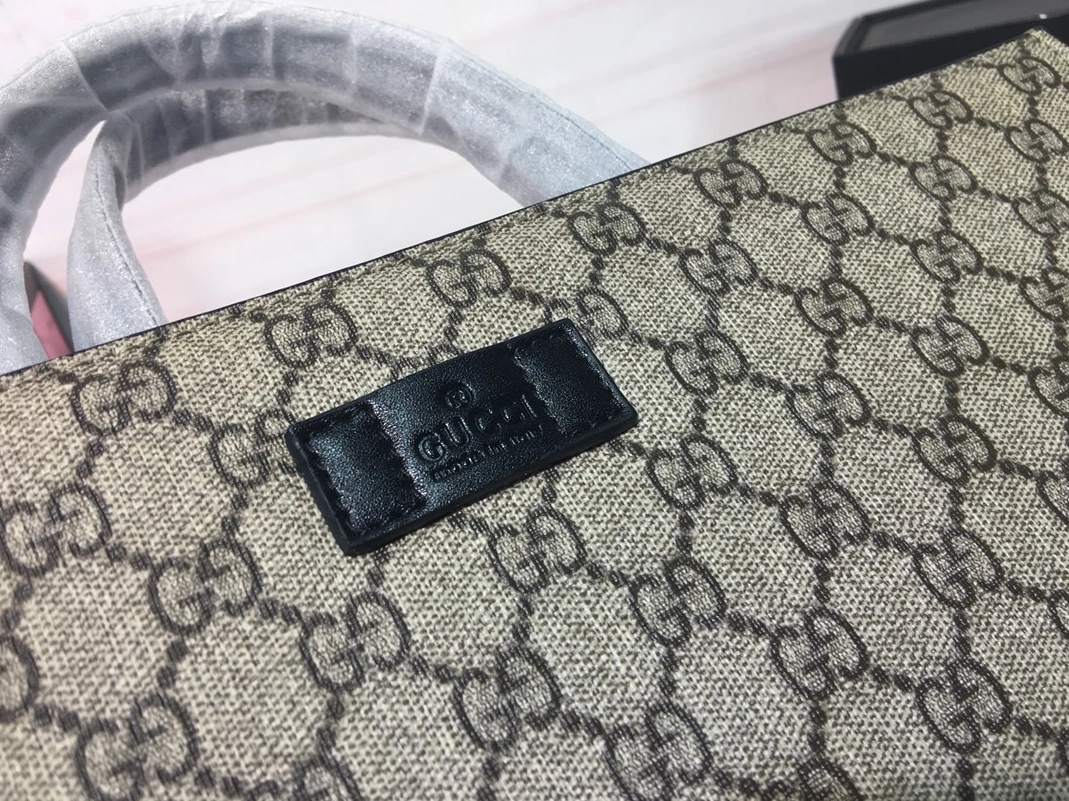 Gucci AAA Man Handbags Trendy 5117