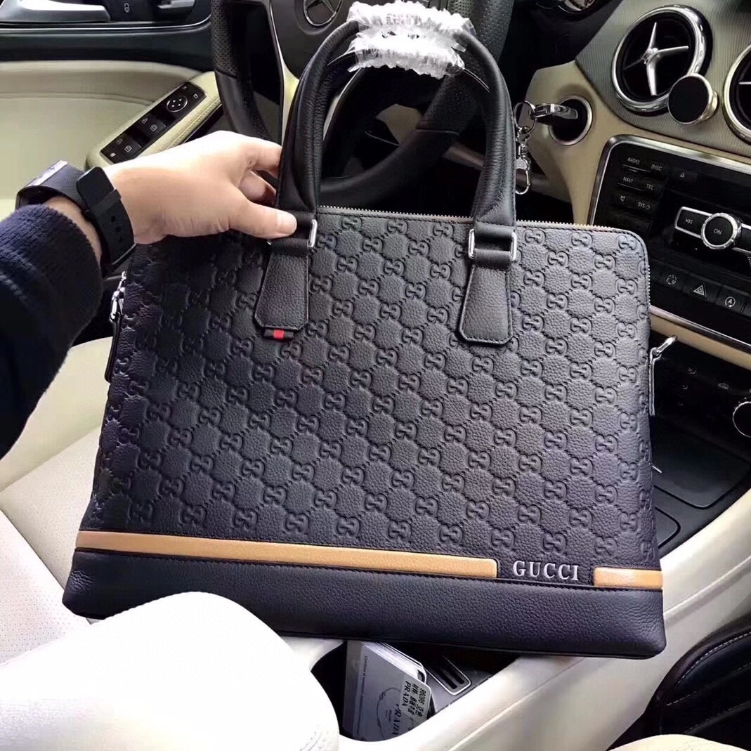 Gucci AAA Man Handbags Versatile 2004