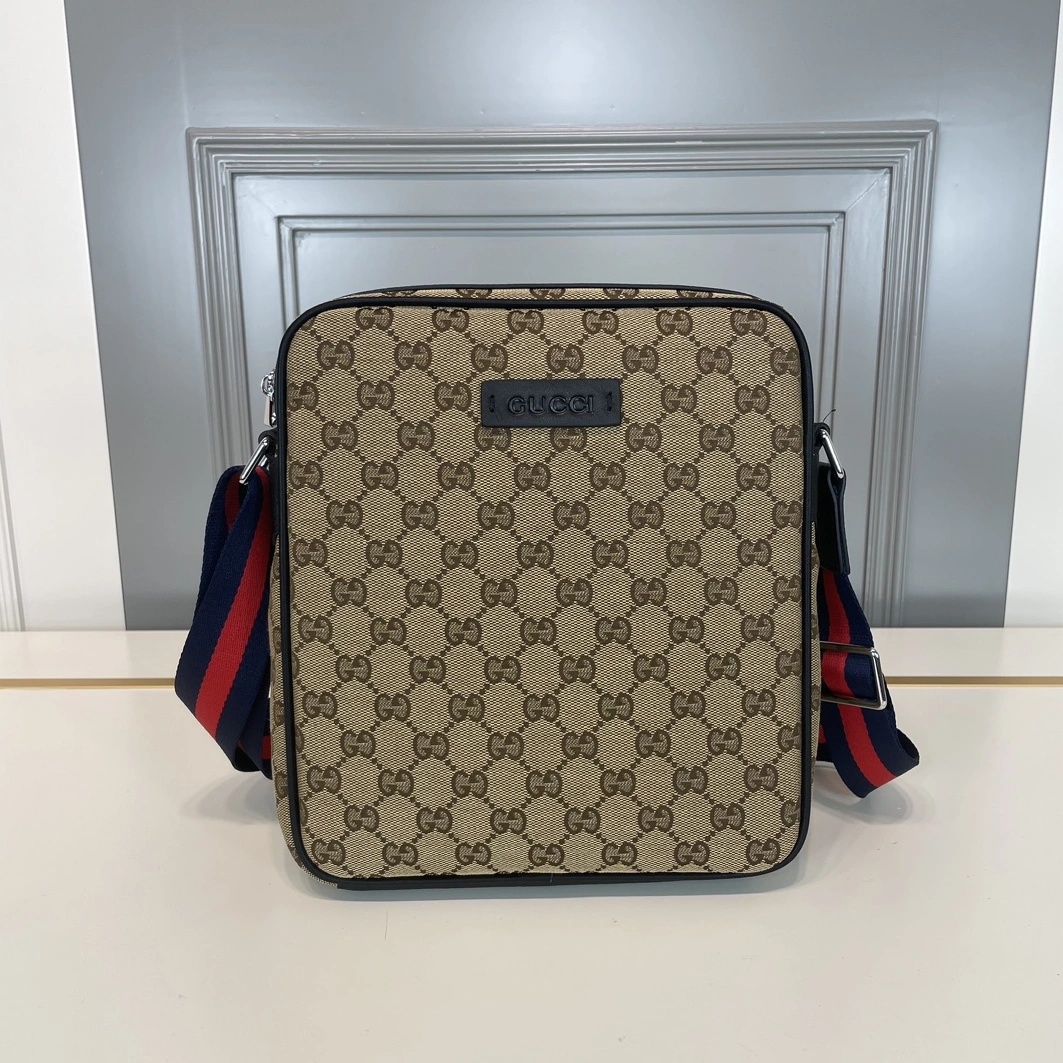 Gucci AAA Man Messenger Bags Affordable 9089