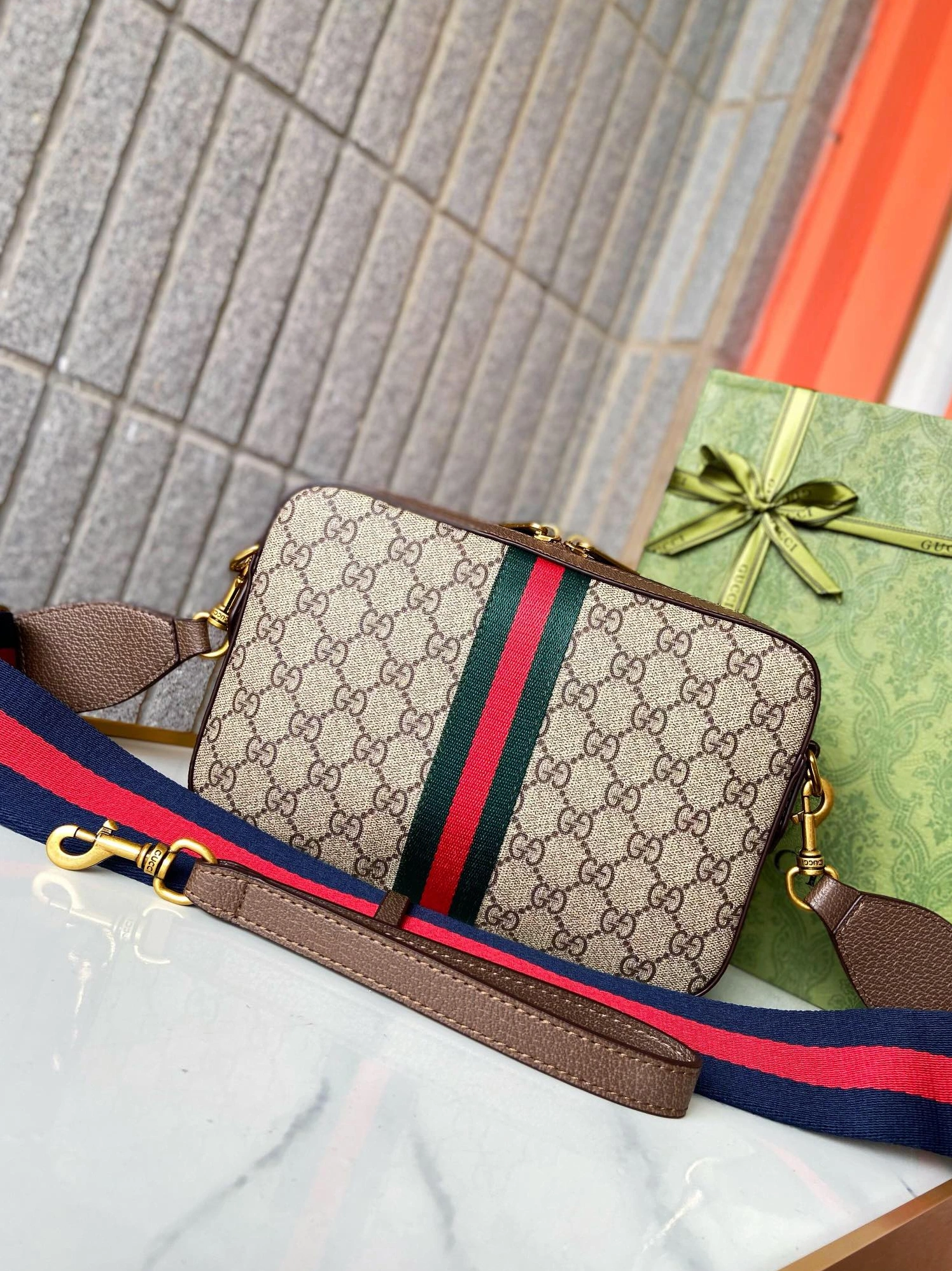 Gucci AAA Man Messenger Bags BestValue 3471
