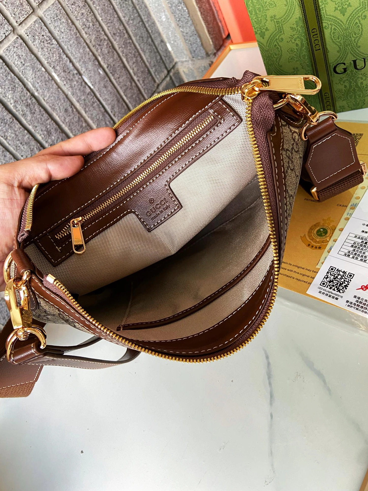 Gucci AAA Man Messenger Bags BestValue 909