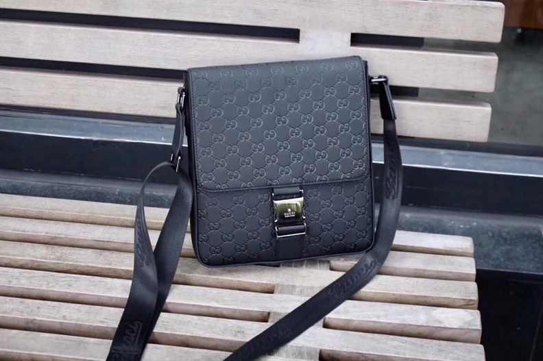 Gucci AAA Man Messenger Bags Bold 5459
