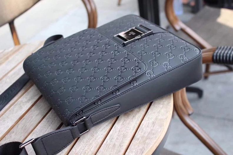 Gucci AAA Man Messenger Bags Bold 5459