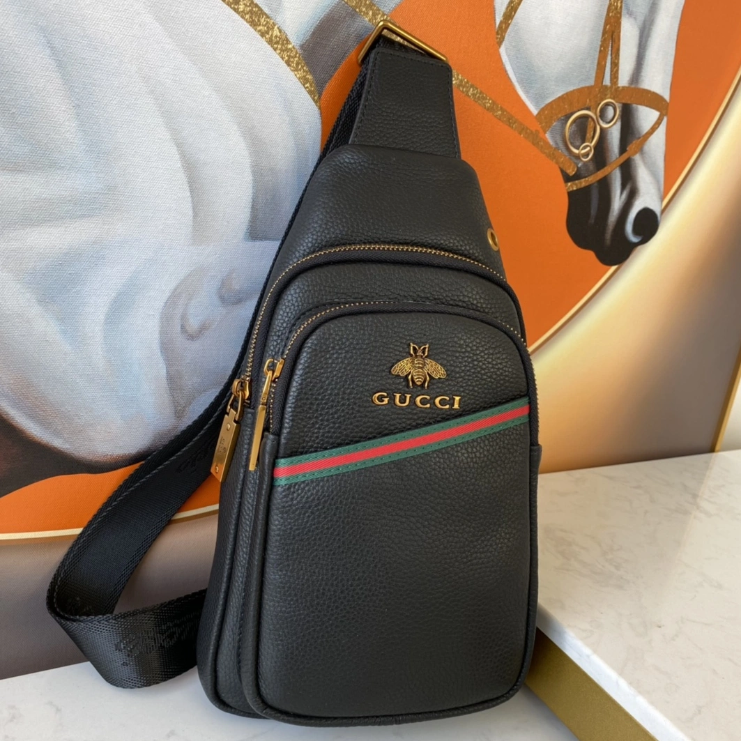Gucci AAA Man Messenger Bags Classic 2344