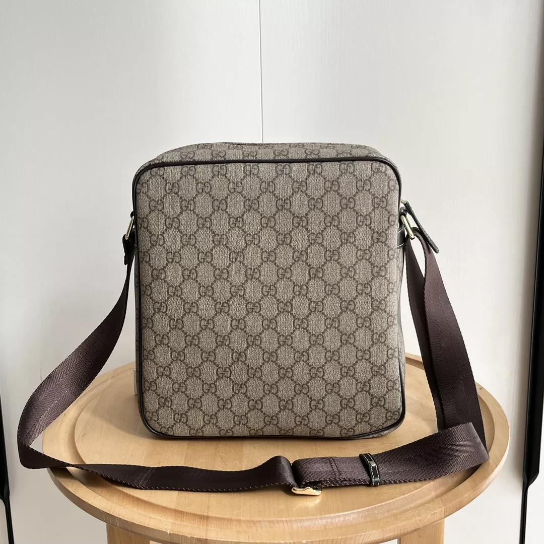 Gucci AAA Man Messenger Bags Cozy 9227