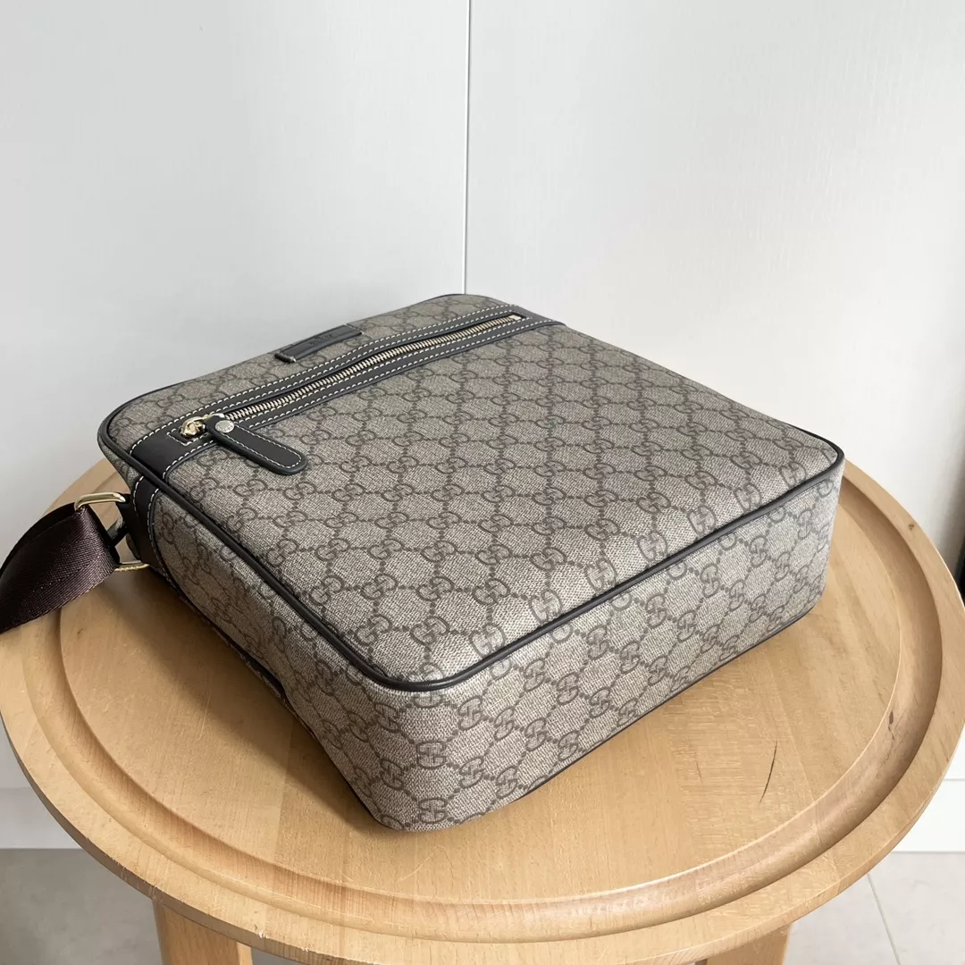 Gucci AAA Man Messenger Bags Cozy 9227