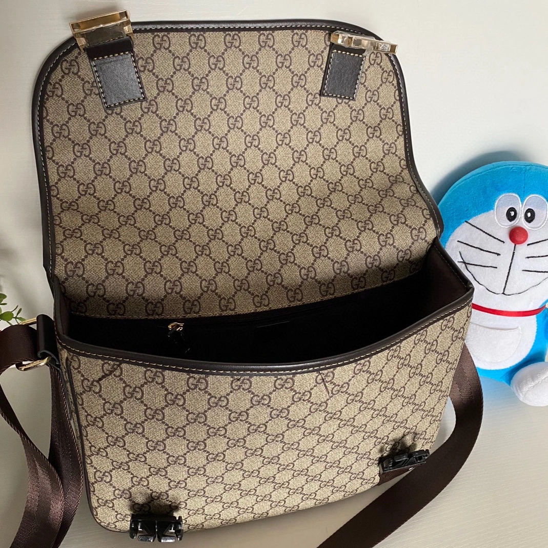 Gucci AAA Man Messenger Bags DailyWear 2717