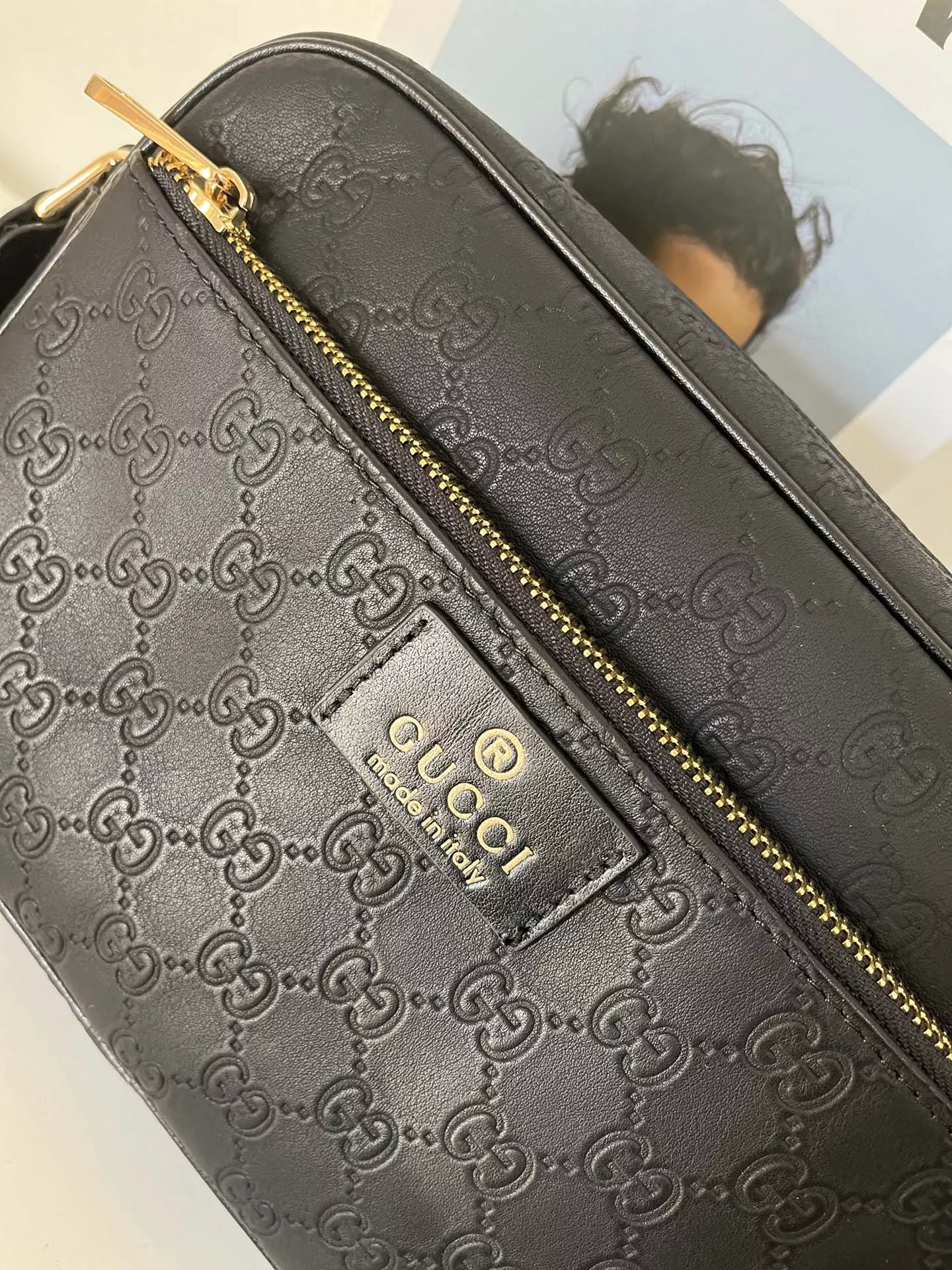 Gucci AAA Man Messenger Bags DailyWear 9051