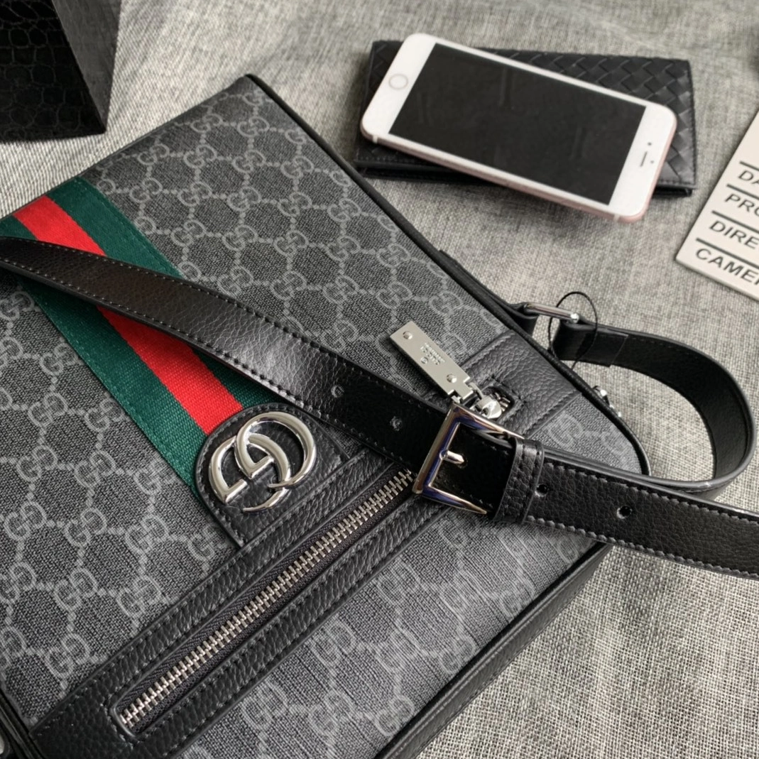 Gucci AAA Man Messenger Bags Durable 5891