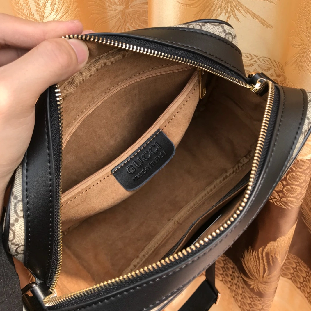 Gucci AAA Man Messenger Bags GoAnywhere 4210