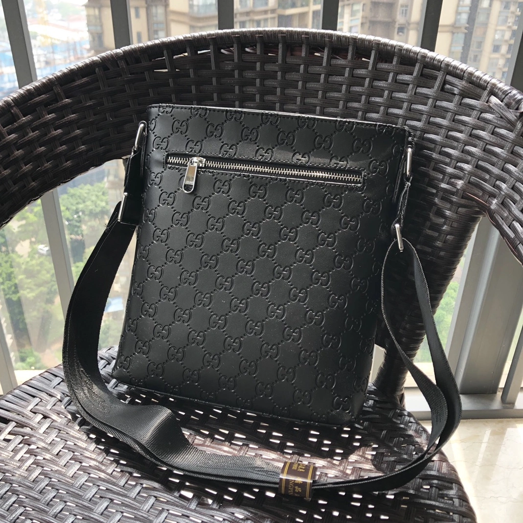 Gucci AAA Man Messenger Bags GoAnywhere 9509