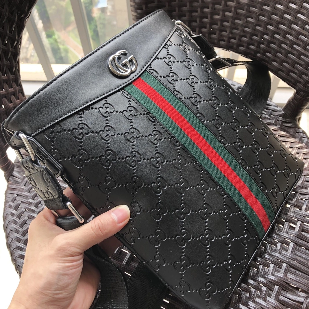 Gucci AAA Man Messenger Bags GoAnywhere 9509