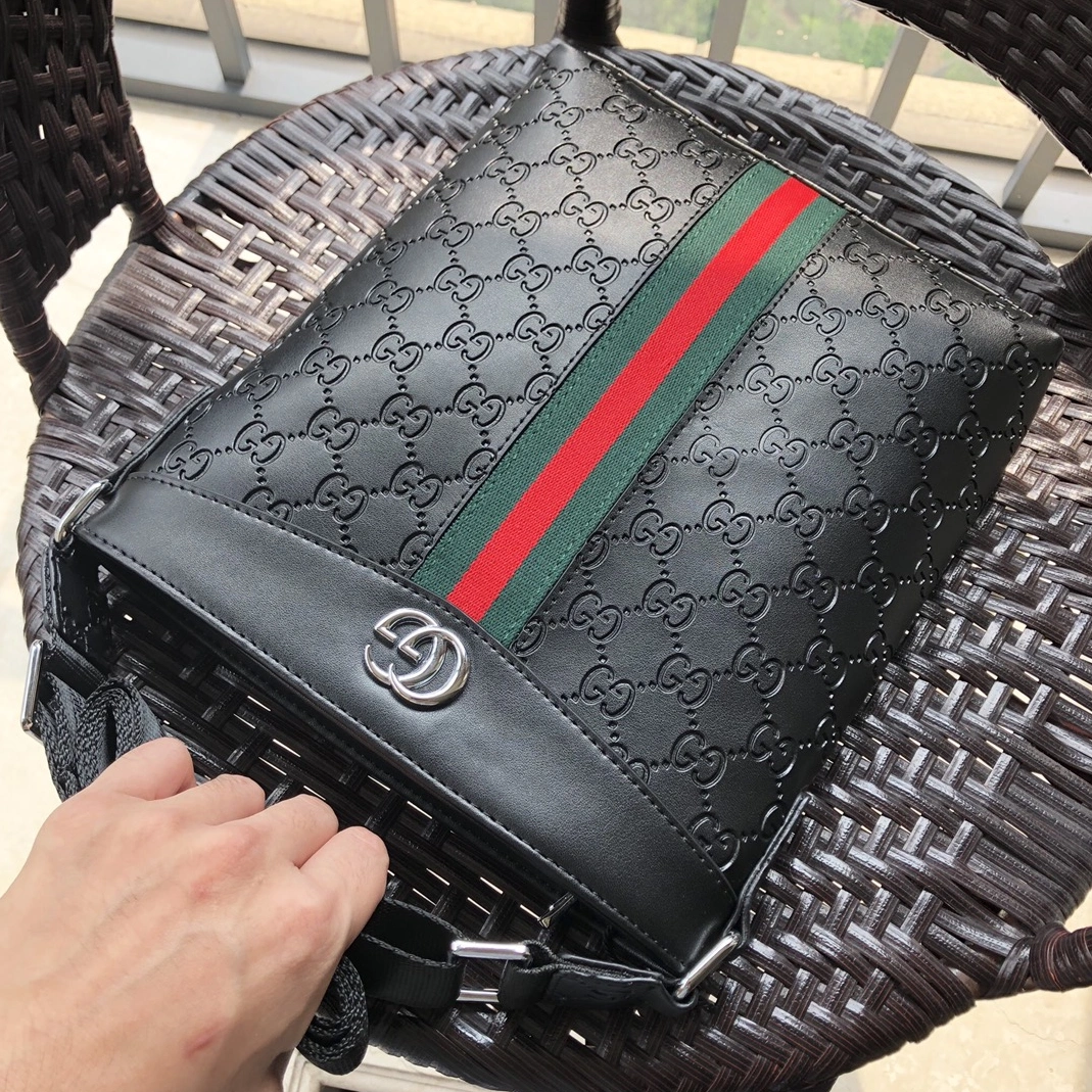 Gucci AAA Man Messenger Bags GoAnywhere 9509