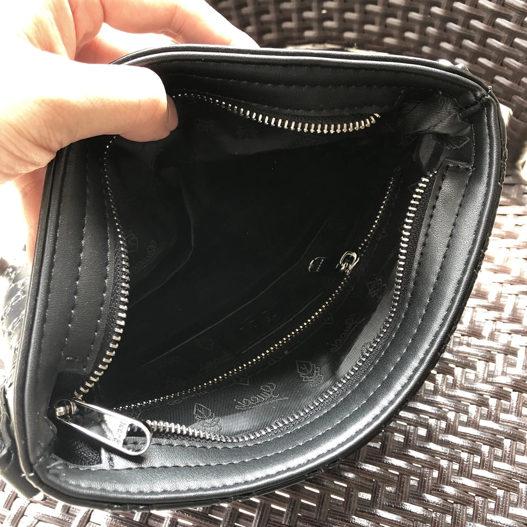 Gucci AAA Man Messenger Bags GoAnywhere 9509