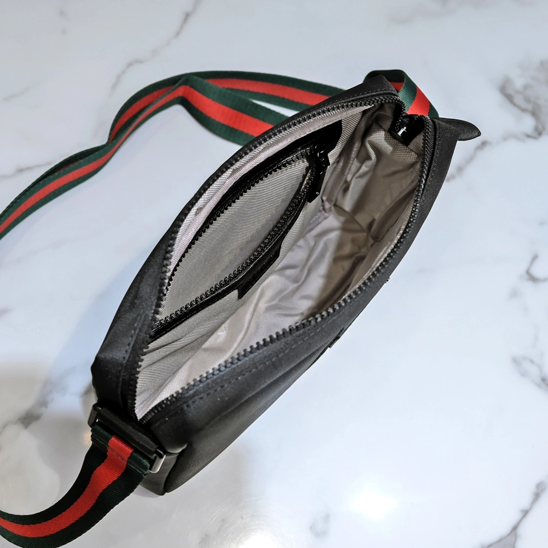 Gucci AAA Man Messenger Bags GoodFit 7977