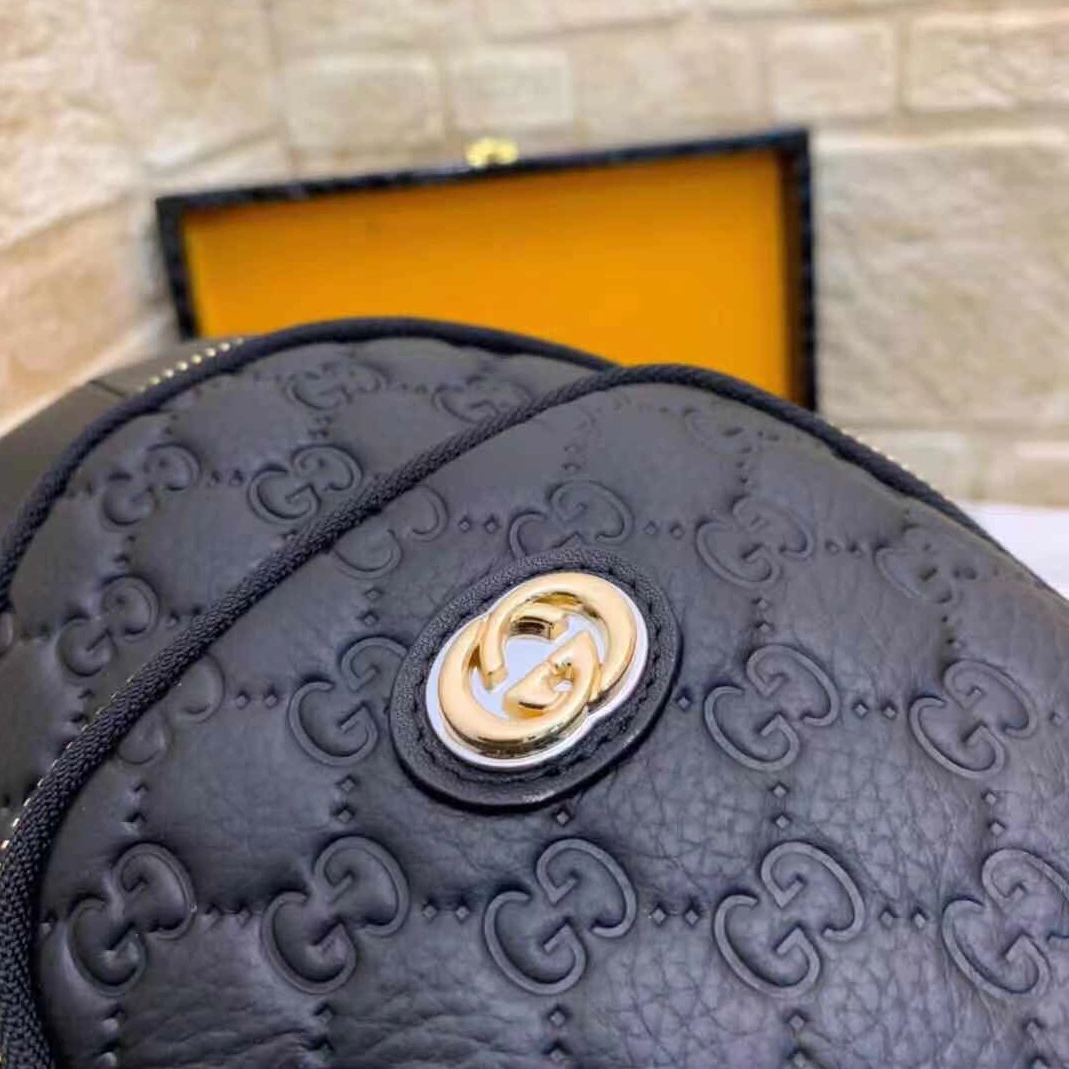 Gucci AAA Man Messenger Bags Lightweight 8459