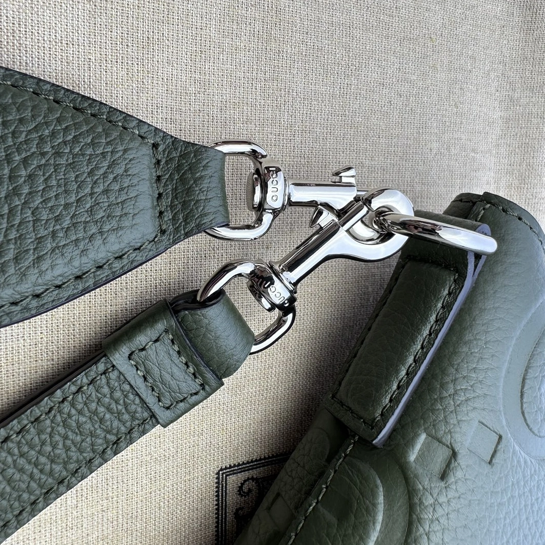 Gucci AAA Man Messenger Bags Reliable 7340