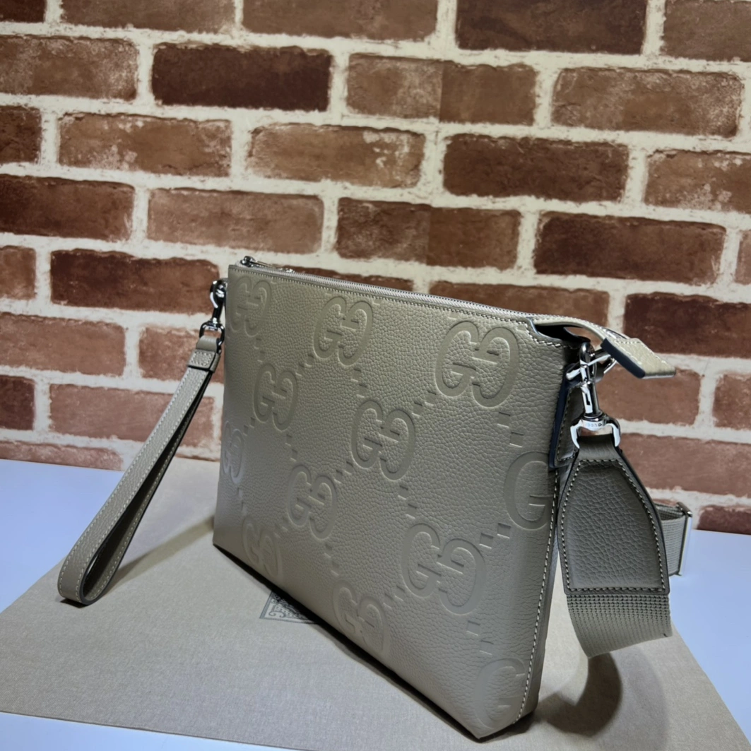 Gucci AAA Man Messenger Bags Resilient 5554