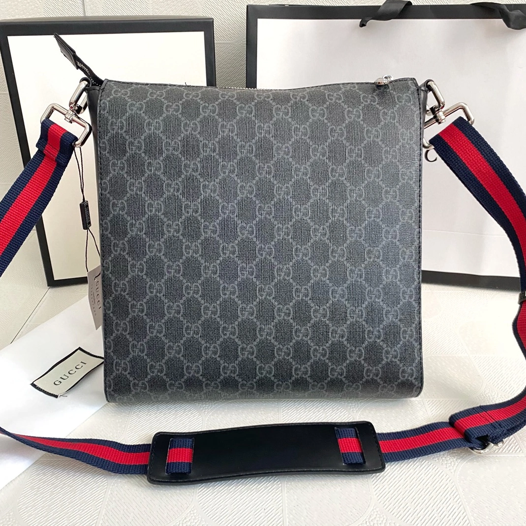 Gucci AAA Man Messenger Bags Resilient 8779