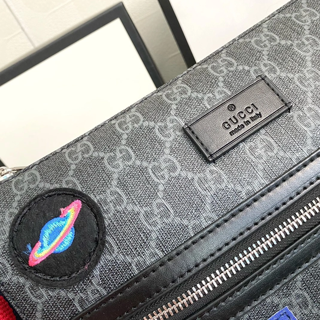 Gucci AAA Man Messenger Bags Resilient 8779