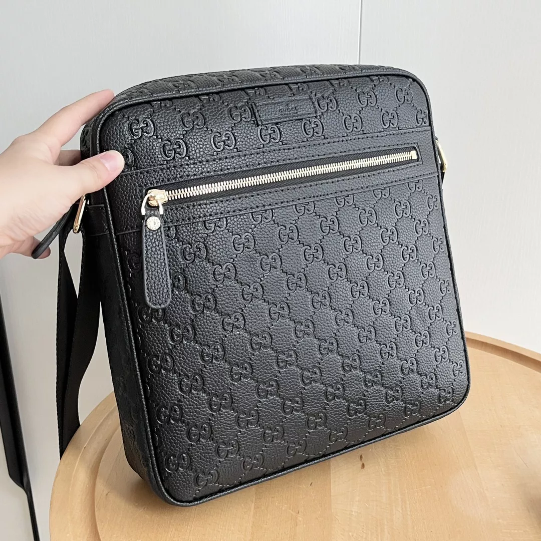 Gucci AAA Man Messenger Bags SmartChoice 2510